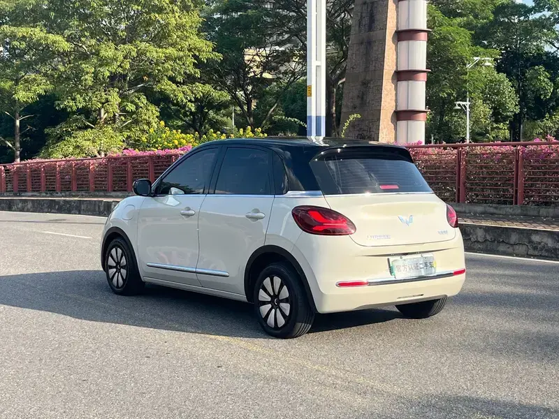 2023 Wuling Wuling Bingo с пробегом 60 000 км