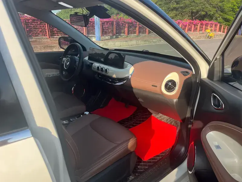 2023 Wuling Wuling Bingo с пробегом 60 000 км