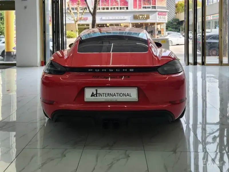 2018 Porsche Cayman с пробегом 31 500 км