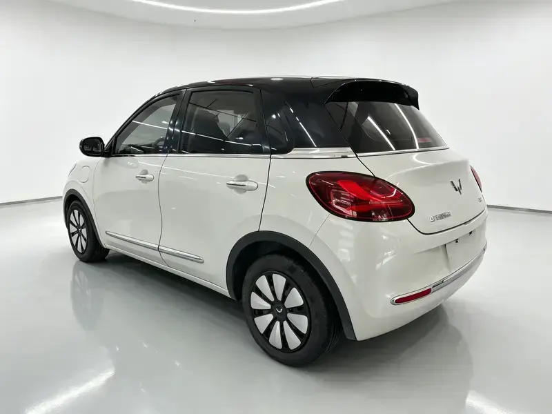 2023 Wuling Wuling Bingo с пробегом 30 100 км