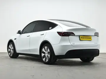 2022 Tesla Model Y с пробегом 44 800 км