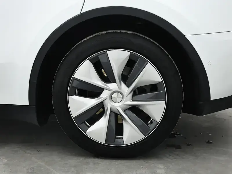 2022 Tesla Model Y с пробегом 44 800 км