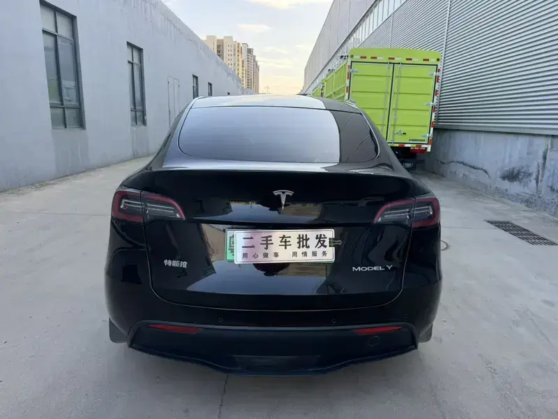 2022 Tesla Model Y с пробегом 259 000 км