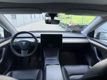 2022 Tesla Model Y с пробегом 259 000 км