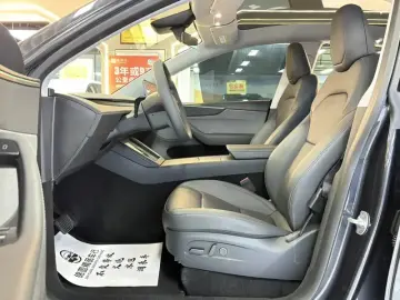 2025 Tesla Model Y с пробегом 55 000 км