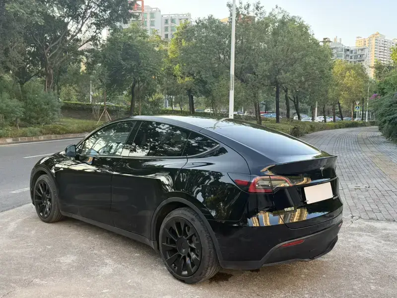 2021 Tesla Model Y с пробегом 140 000 км