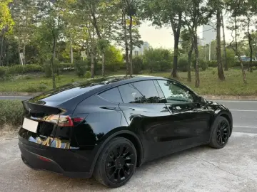 2021 Tesla Model Y с пробегом 140 000 км