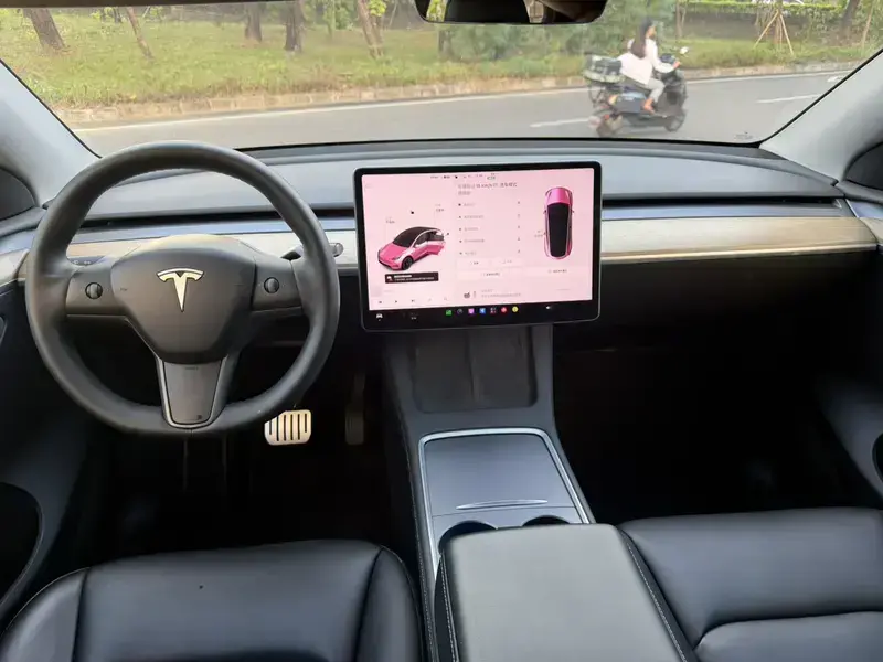 2021 Tesla Model Y с пробегом 140 000 км