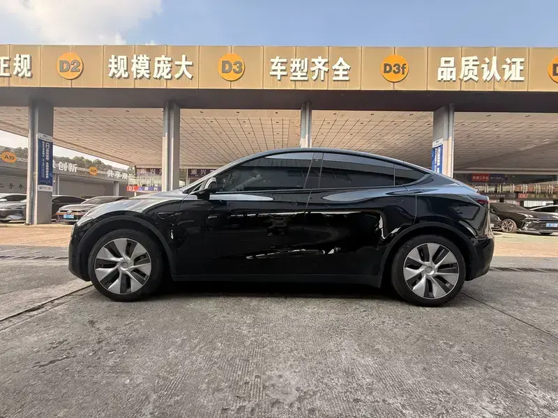 2022 Tesla Model Y с пробегом 84 000 км