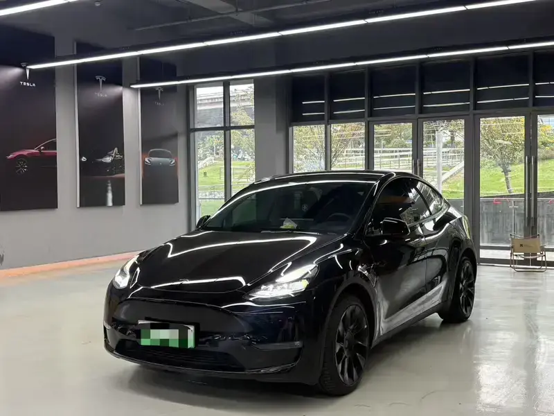 2022 Tesla Model Y с пробегом 60 000 км