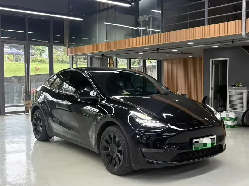 2022 Tesla Model Y с пробегом 60 000 км