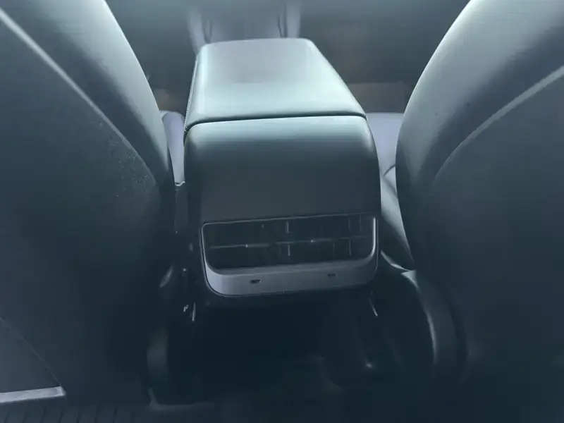 2022 Tesla Model Y с пробегом 75 200 км