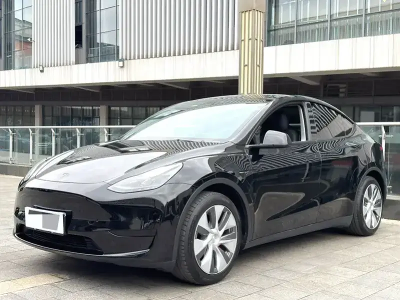 2022 Tesla Model Y с пробегом 65 000 км