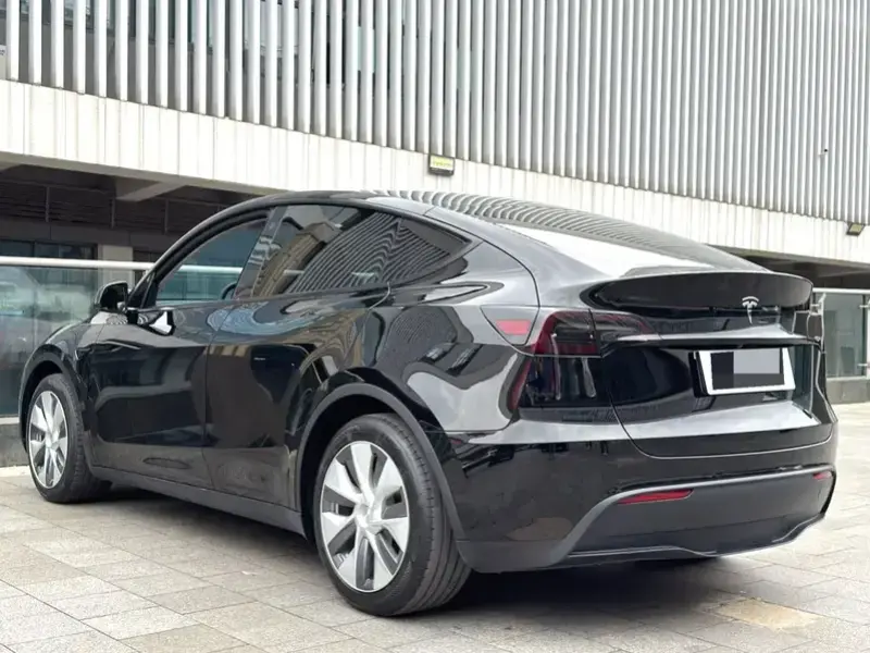2022 Tesla Model Y с пробегом 65 000 км