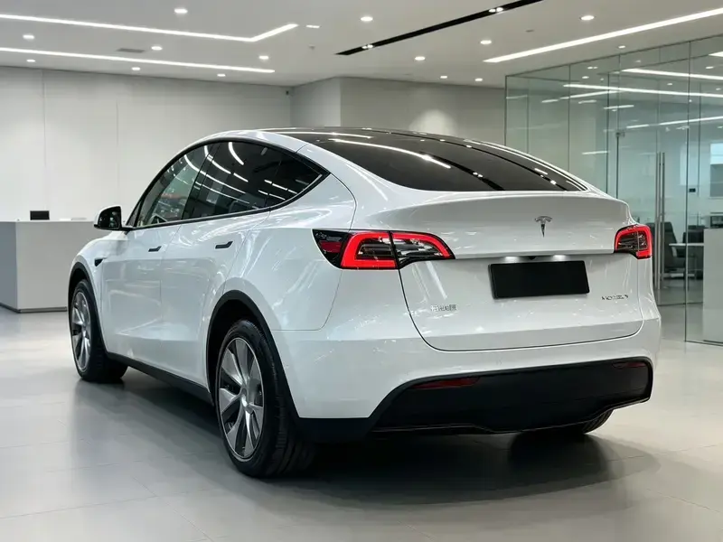 2022 Tesla Model Y с пробегом 103 000 км