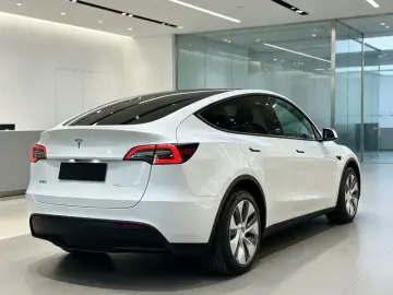 2022 Tesla Model Y с пробегом 103 000 км