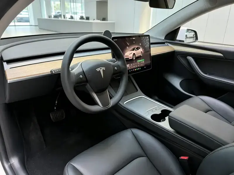 2022 Tesla Model Y с пробегом 103 000 км