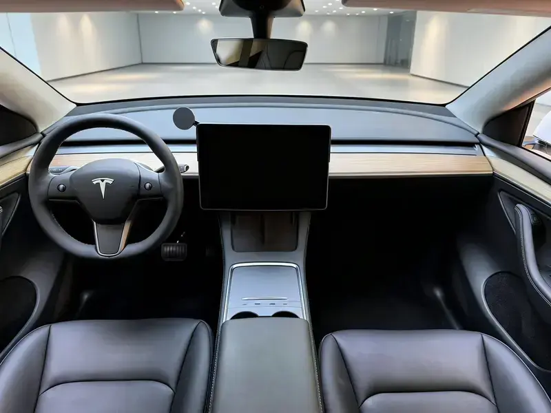 2022 Tesla Model Y с пробегом 103 000 км