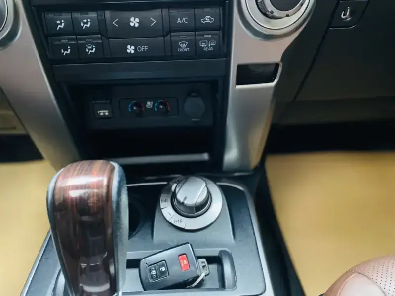 2020 Toyota 4Runner с пробегом 123 000 км