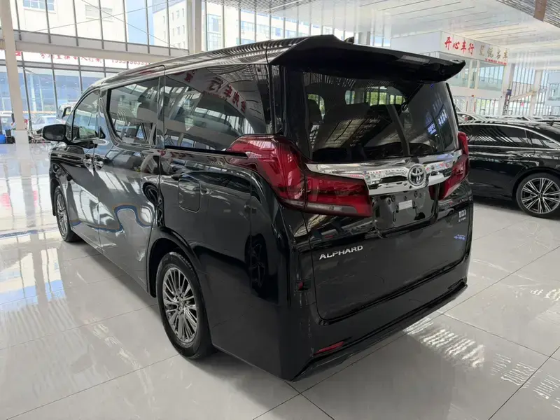  Alphard