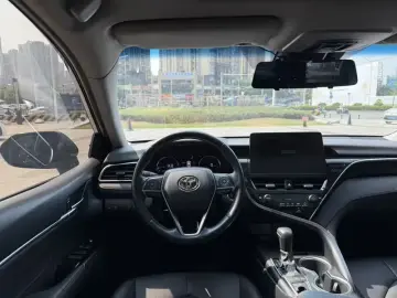 2021 Toyota Camry с пробегом 63 000 км