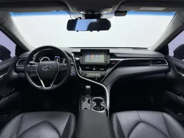 2021 Toyota Camry с пробегом 77 100 км