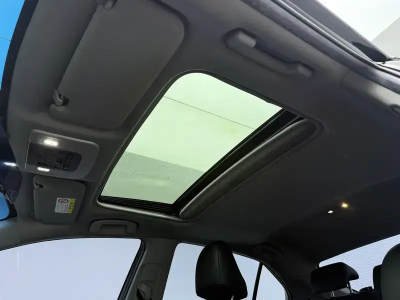 2021 Toyota Camry с пробегом 77 100 км