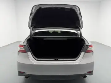 2021 Toyota Camry с пробегом 96 900 км