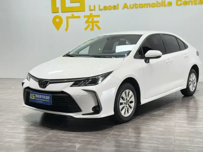 2023 Toyota Corolla с пробегом 11 800 км