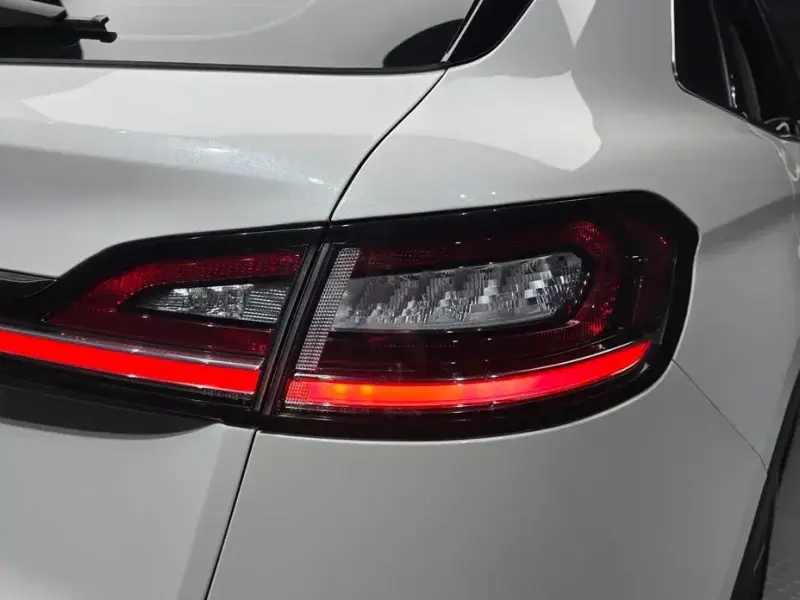 2023 Lincoln Nautilus с пробегом 51 823 км