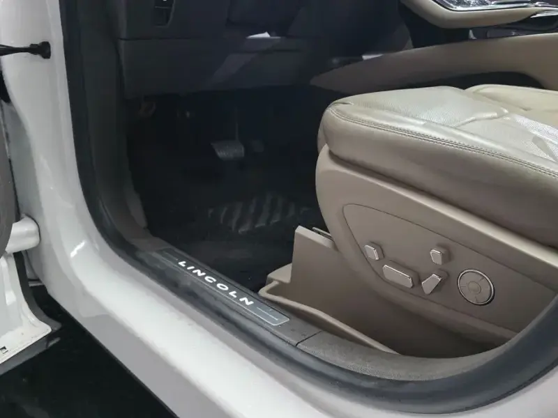 2023 Lincoln Nautilus с пробегом 51 823 км
