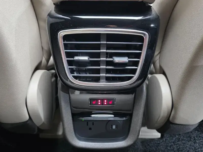 2023 Lincoln Nautilus с пробегом 51 823 км