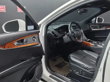 2020 Lincoln Nautilus с пробегом 120 568 км