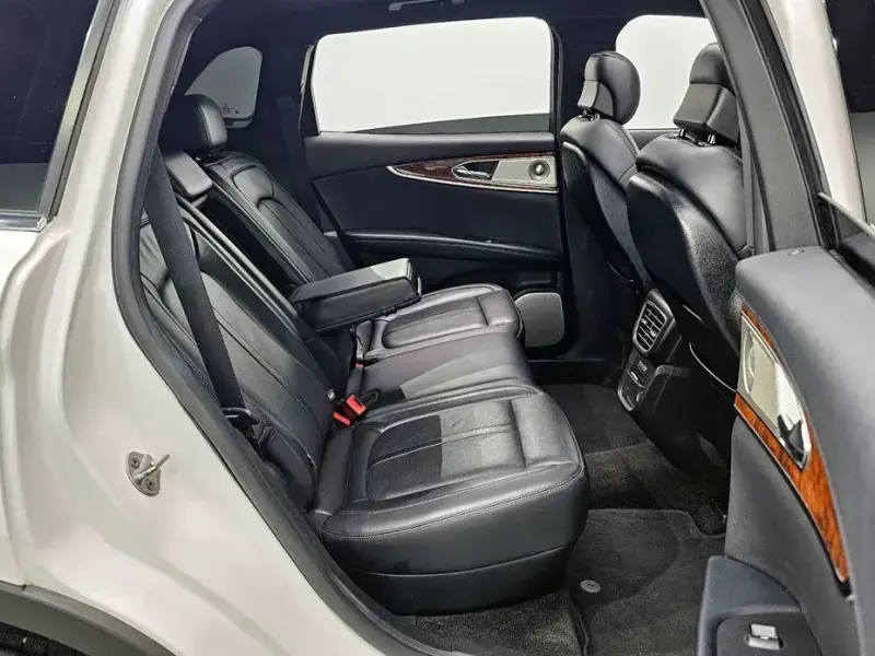 2019 Lincoln Nautilus с пробегом 147 833 км