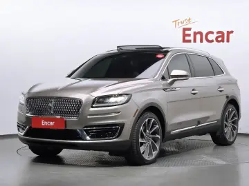 2020 Lincoln Nautilus с пробегом 72 443 км