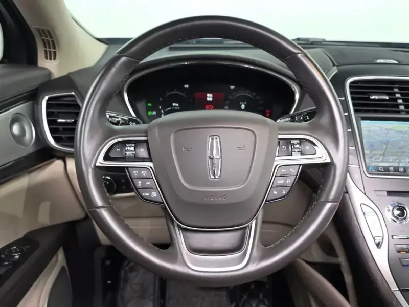 2020 Lincoln Nautilus с пробегом 72 443 км