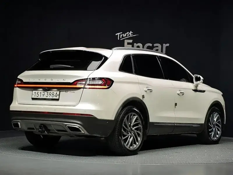 2019 Lincoln Nautilus с пробегом 152 054 км