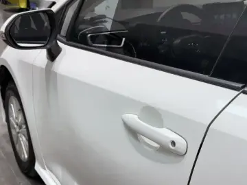 2023 Toyota Corolla с пробегом 11 800 км