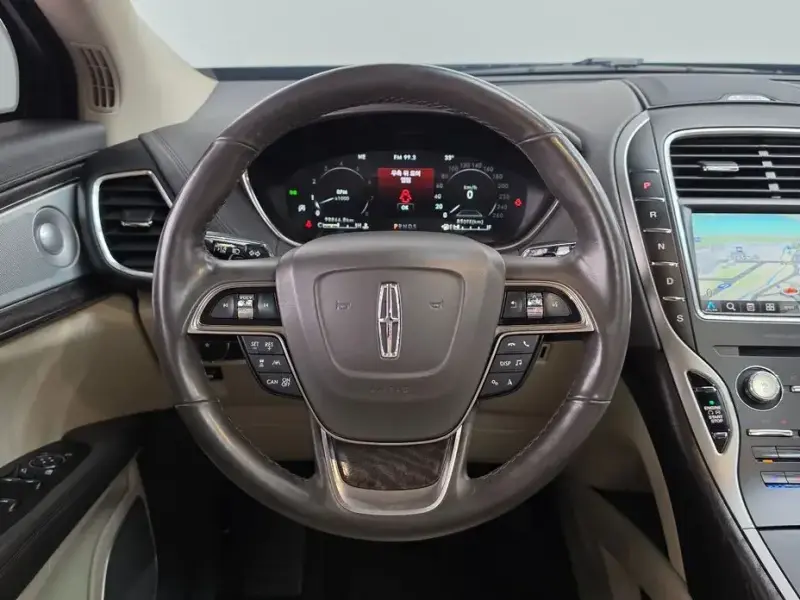 2019 Lincoln Nautilus с пробегом 98 866 км