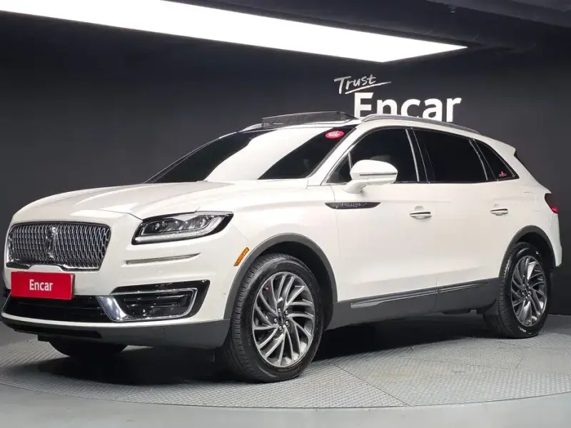 2019 Lincoln Nautilus с пробегом 95 260 км