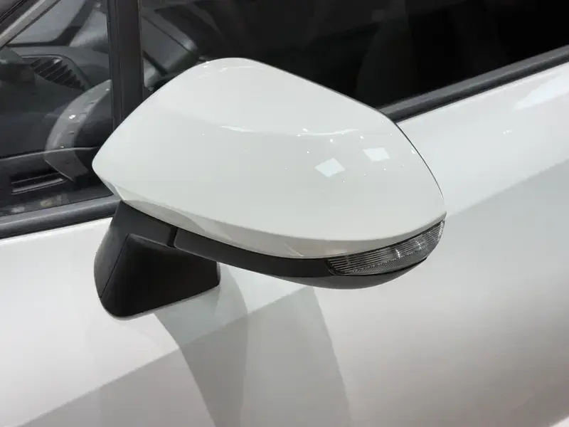 2023 Toyota Corolla с пробегом 11 800 км