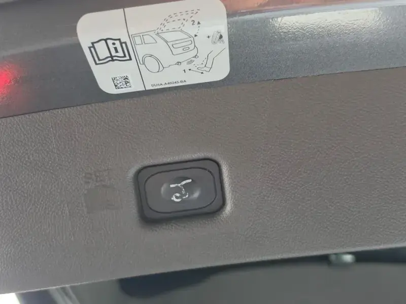 2019 Lincoln Nautilus с пробегом 98 866 км