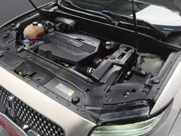 2019 Lincoln Nautilus с пробегом 95 260 км