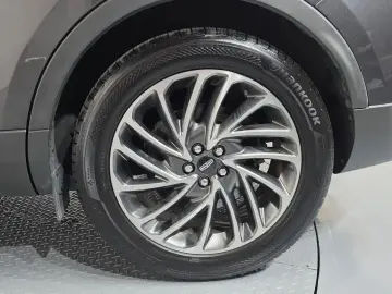 2019 Lincoln Nautilus с пробегом 98 866 км