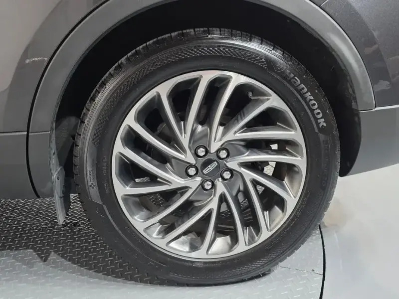 2019 Lincoln Nautilus с пробегом 98 866 км