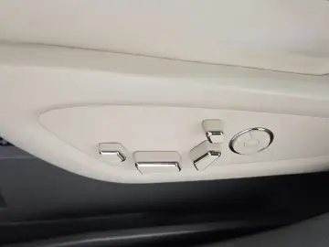 2019 Lincoln Nautilus с пробегом 98 866 км