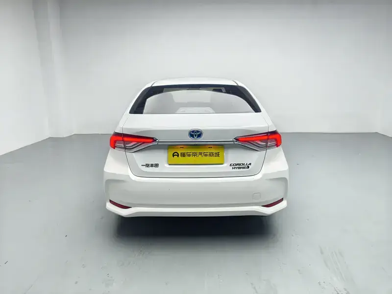 2023 Toyota Corolla с пробегом 27 500 км