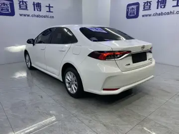 2021 Toyota Corolla с пробегом 13 000 км