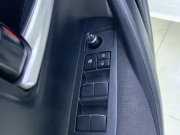 2021 Toyota Corolla с пробегом 13 000 км