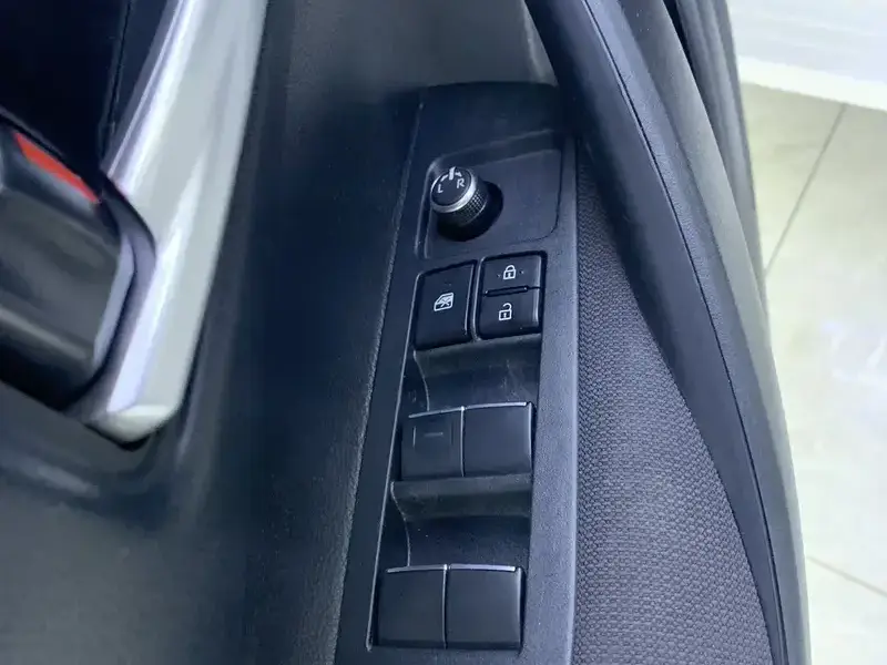 2021 Toyota Corolla с пробегом 13 000 км